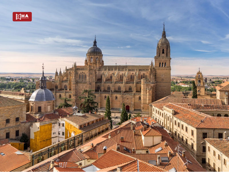 Đại học Salamanca trường đại học lâu đời nhất trên thế giới